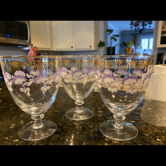 RESERVED 3 wine glasses and 4 flute glasses - Picture 1 of 2